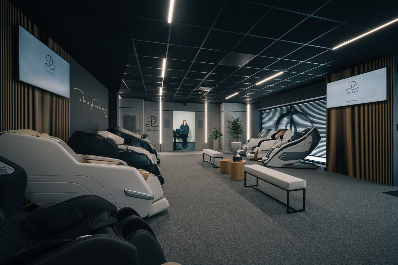 R-Showroom Krakow Gallery 6