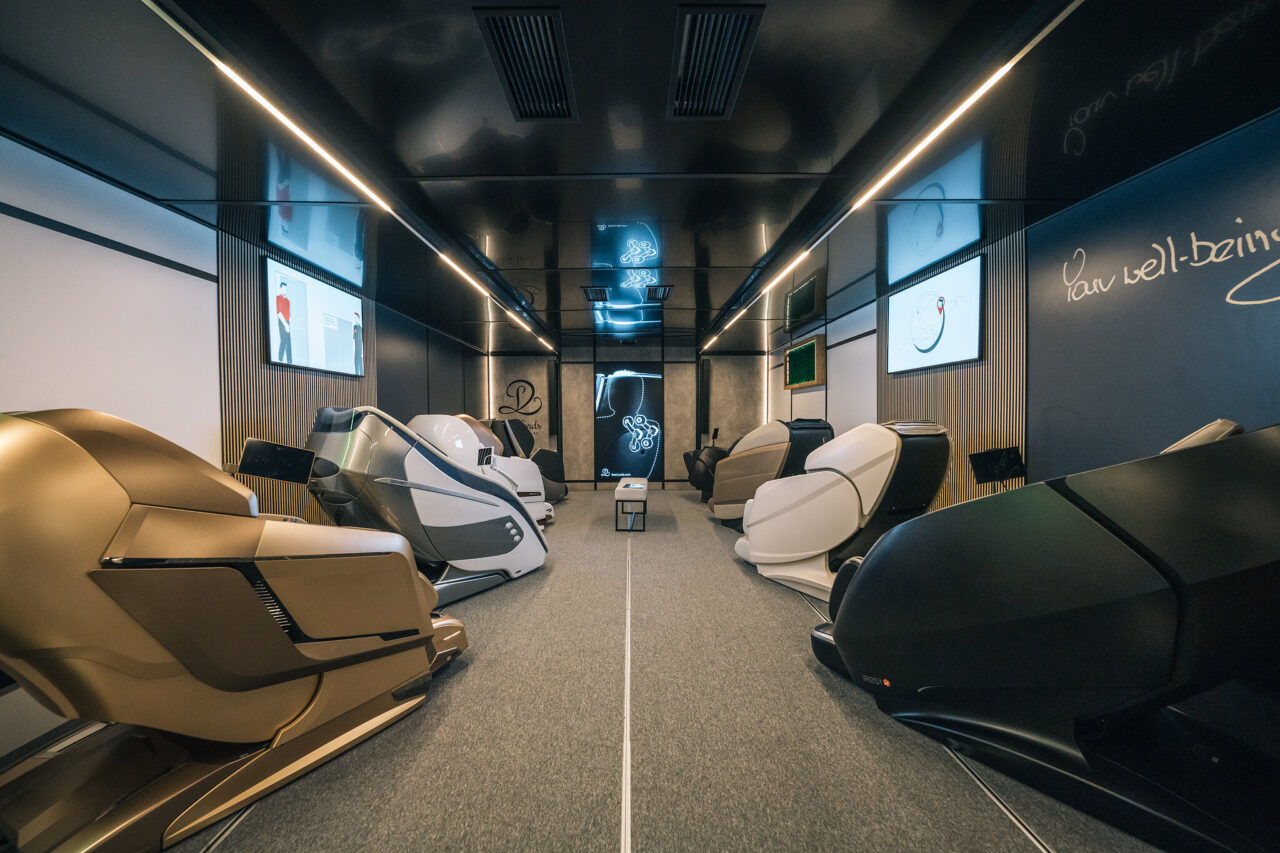 R-ShowRoad Gallery 7